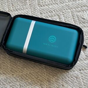 Shell Well Teal Travel Case with Silver Accent